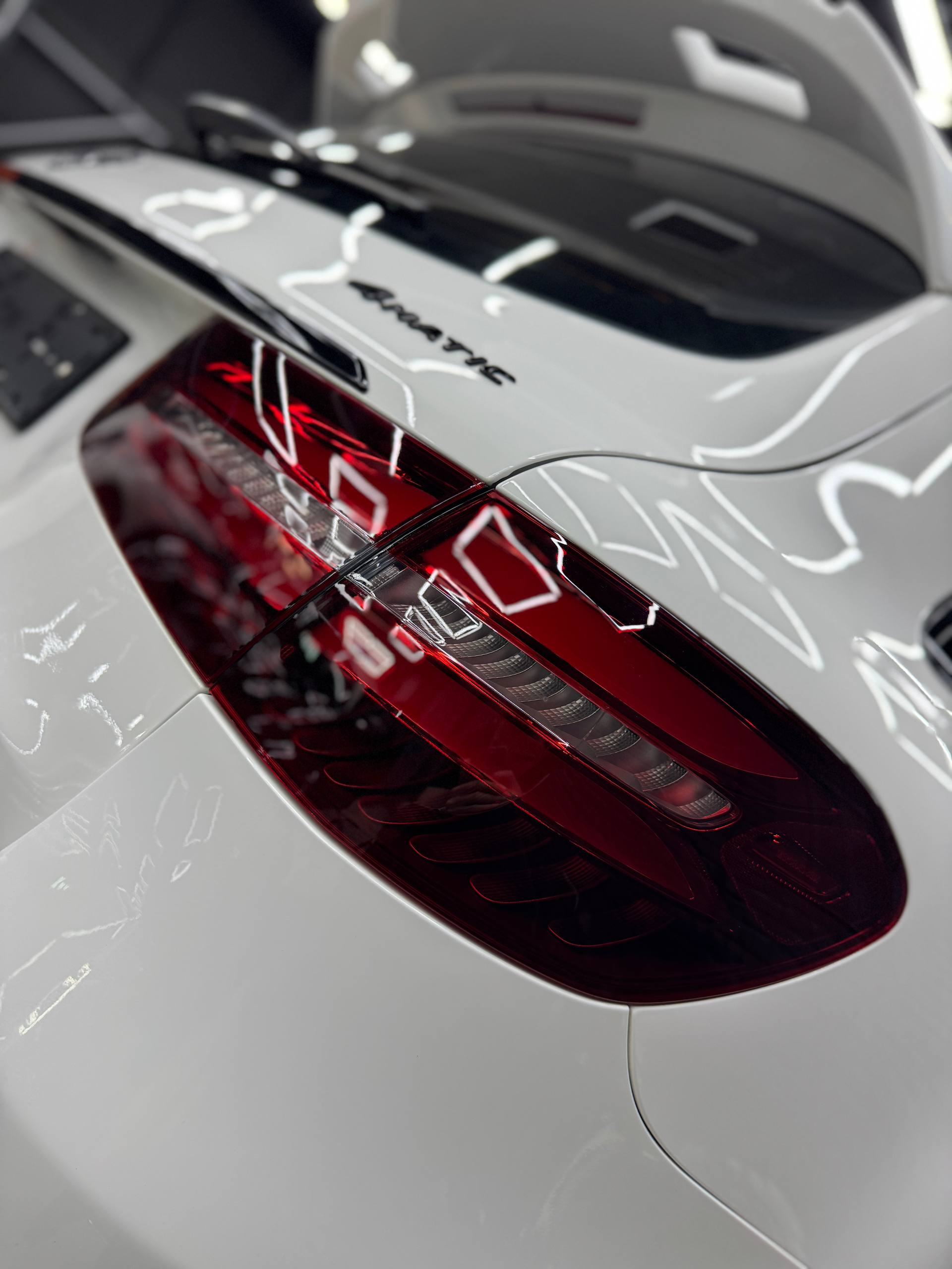 Фотография из галереи Modern Detailing